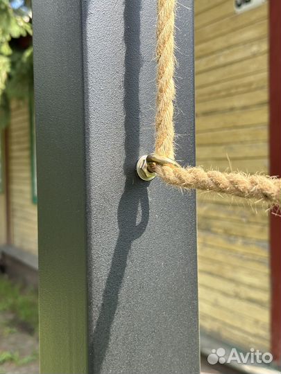 Спортивная детская уличная площадка