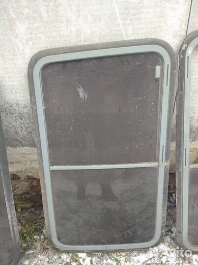 Продам стёкла Форд транзит