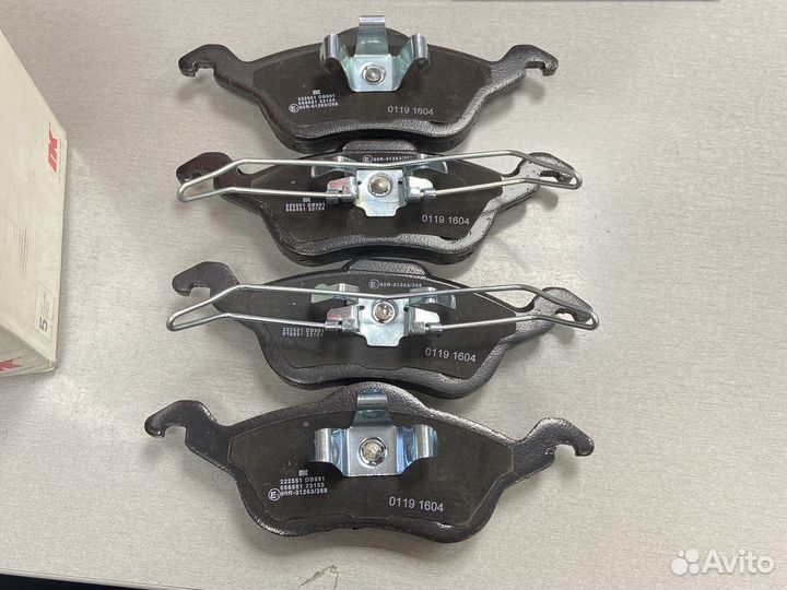 Передние тормозные колодки ford Focus 1