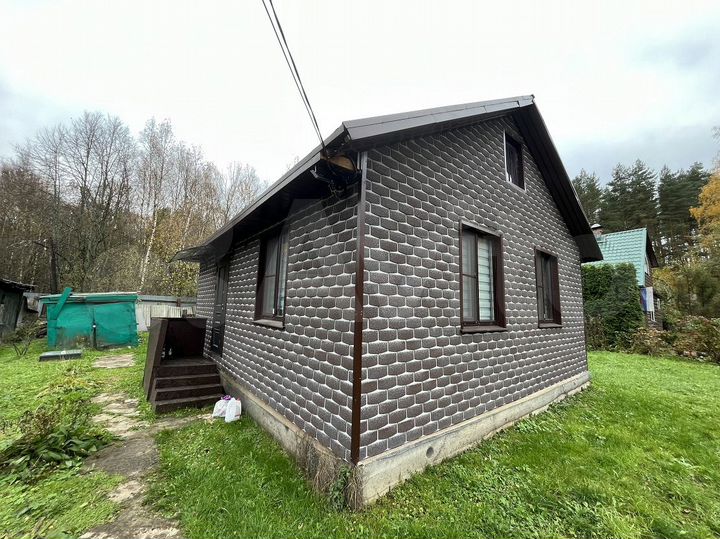 Дача 42 м² на участке 5,2 сот.