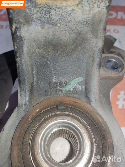 Кулак передний левый Volvo S60 2 2012 6G913K171A