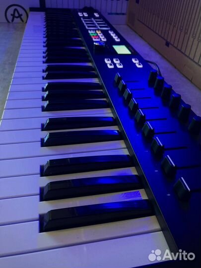 Миди-Клавиатура Arturia KeyLab Essential 61 MK 3