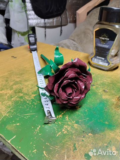Роза ручной работы из металла 1 мм крашеная