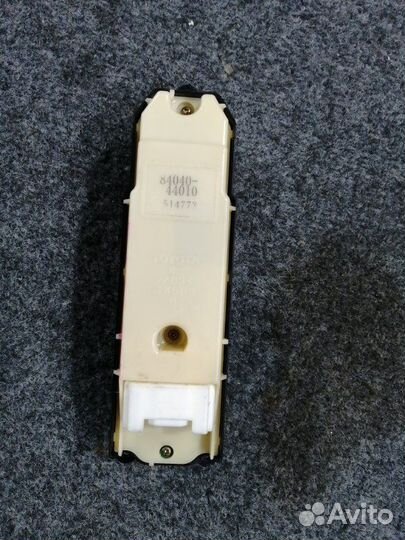 Блок управления стеклами передний правый Toyota