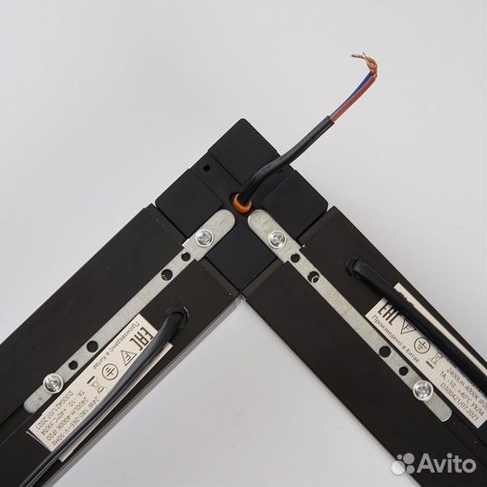 Светодиодный линейный светильник Feron 