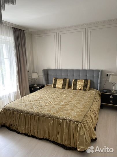 Покрывало на кровать и 2 подушки