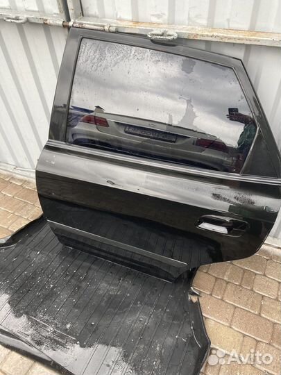 Задняя левая дверь Hyundai Elantra xd универсал