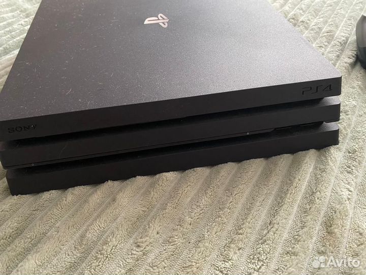 Sony PS4 pro 1tb