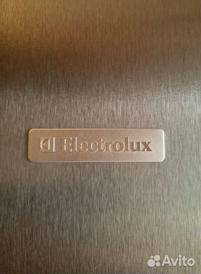 Холодильник Electrolux