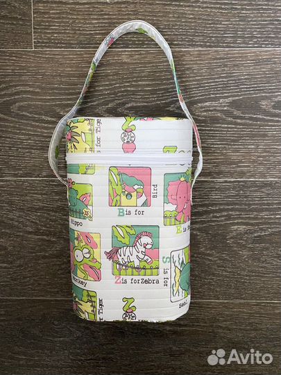 Термоконтейнер для 2-х бутылочек новый