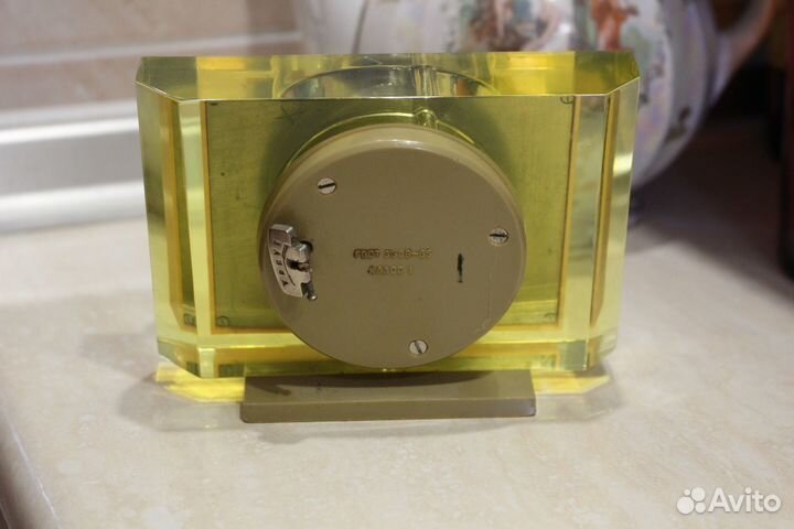 Часы настольные, механические, Молния, 1965 г.Отли