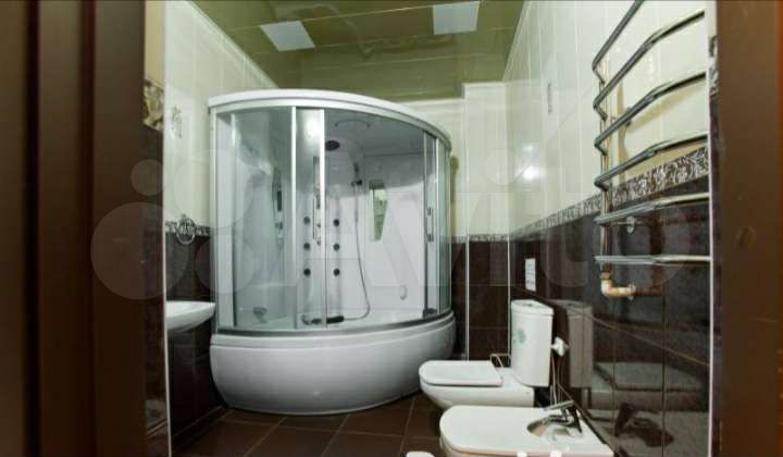 Гостиница, 2000 м²