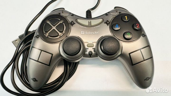 Геймпад defender zoom