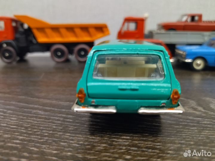 Модель СССР Волга газ 2402 а 13