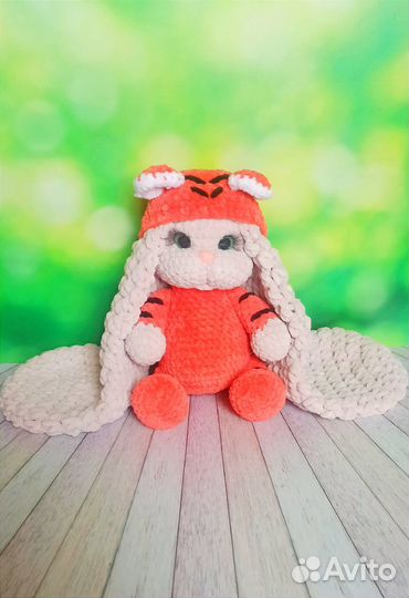 Зайка в костюме тигра