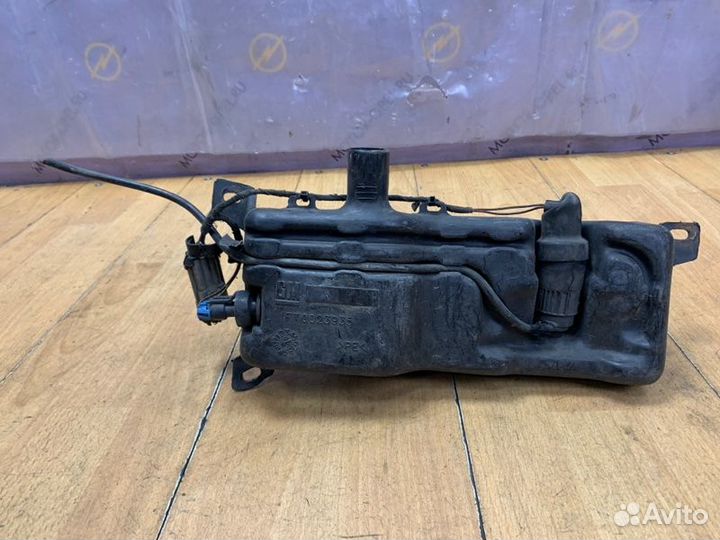 Бачок омывателя Opel Omega B