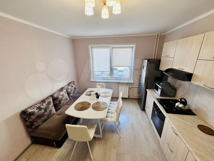 2-к. квартира, 77,6 м², 2/16 эт.