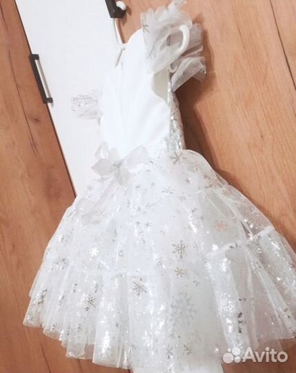 Платье снежинки 98