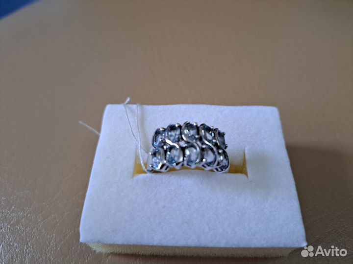 Серебряное кольцо женское