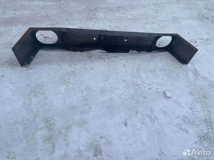 Бампер передний на Урал с Бокавинами под фары