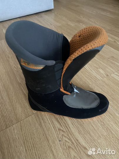 Горнолыжные ботинки Salomon performa 7.0