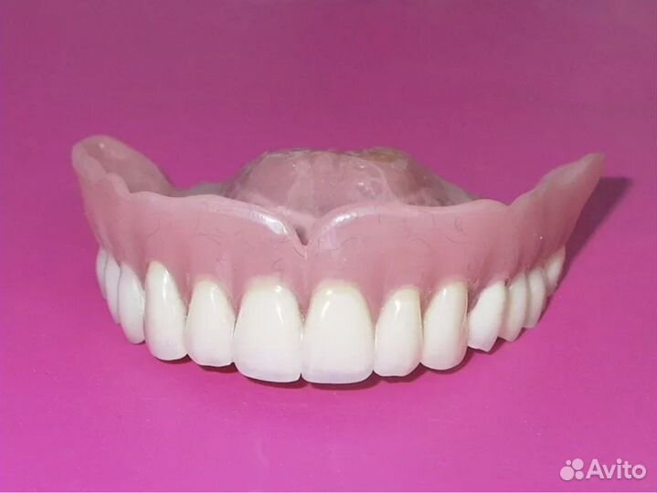 Съёмные зубные протезы с выездом на дом. Зубы