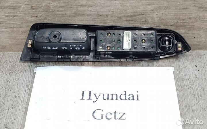 Блок кнопок передний Lh Hyundai Getz, 2005г