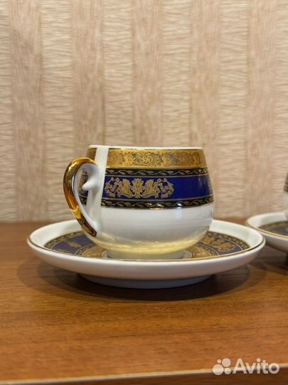 Фарфоровые чашки