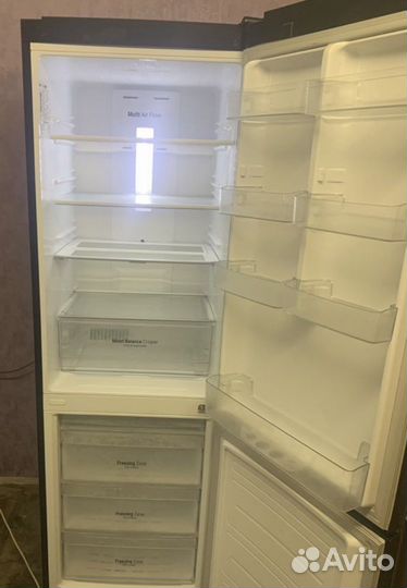 Холодильник LG