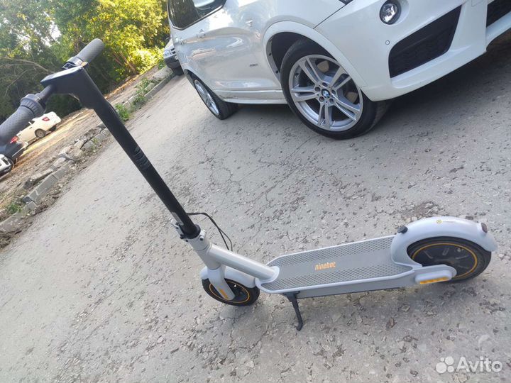 Электрический самокат ninebot max g30lp