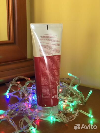 Новая очищающая пенка от Holika Holika