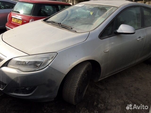Разбор на запчасти Opel Astra J