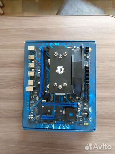 Huananzhi x99 qd4 + Xeon 2640v3 + кулер