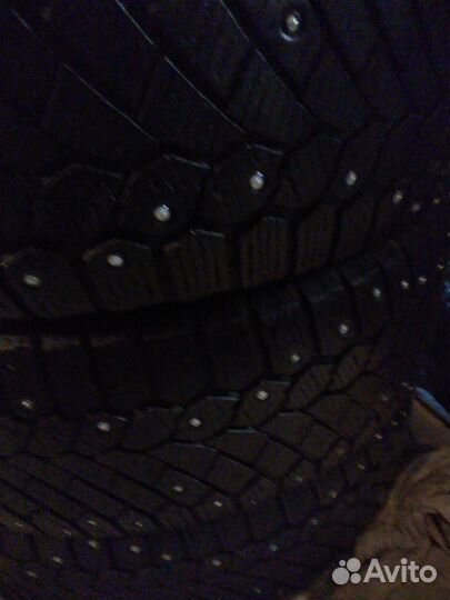 Continental ContiIceContact 4x4 235/65 R17