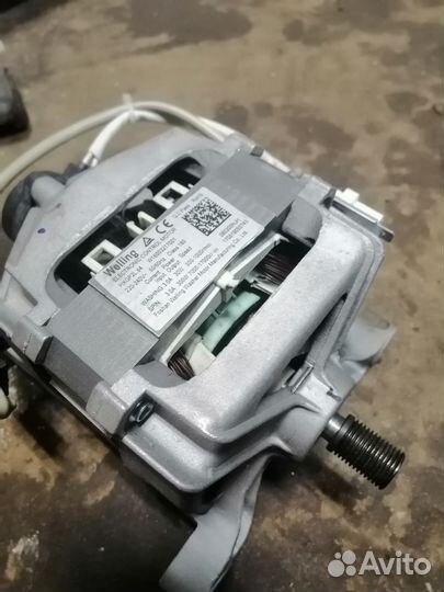 Двигататель стиральной машины индезит