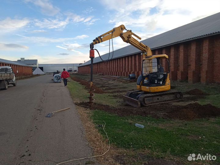Экскаватор Мини-экскаватор. Ямобур