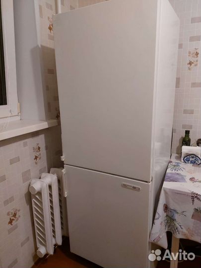 Холодильник бу отдам бесплатно