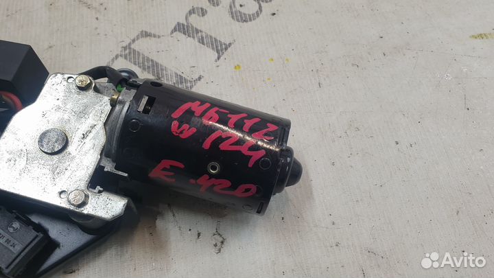 Моторчик люка Mercedes-Benz W124