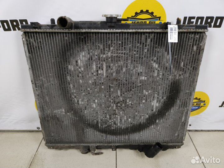 Радиатор охлаждения Mitsubishi Pajero Sport K94W