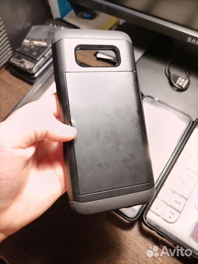 Чехлы на Samsung's и honor 20 pro новые