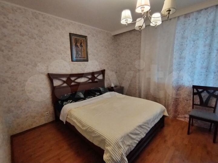 3-к. квартира, 87 м², 7/10 эт.
