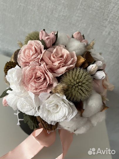 Букет на комод или в витрину