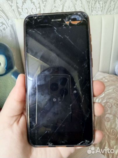 Продам смартфон Honor 6c
