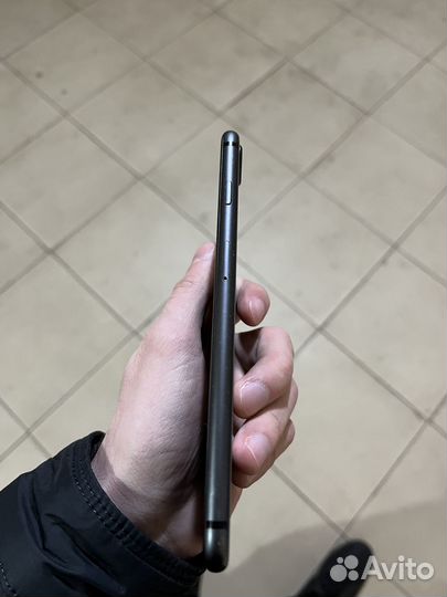 iPhone 8 Plus, 128 ГБ