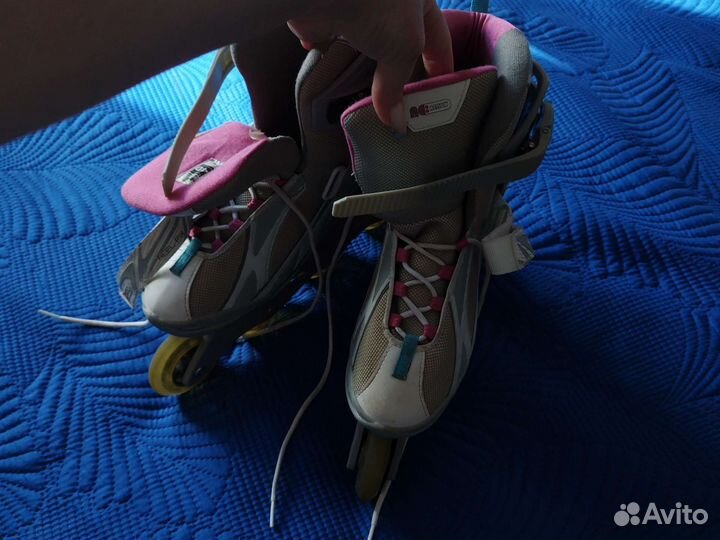 Роликовые коньки