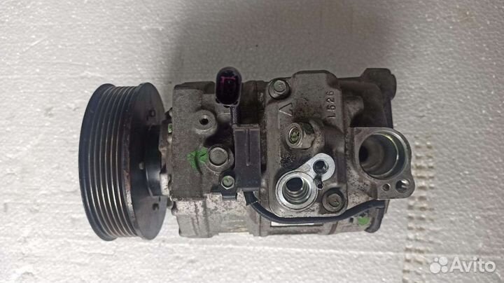 Компрессор кондиционера VW Touareg 7L 4.2
