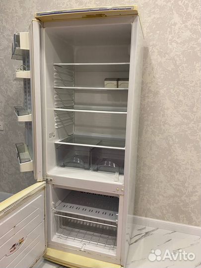 Холодильник атлант бу