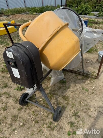 Бетономешалка Mitter MR200C 200 л, 650Вт