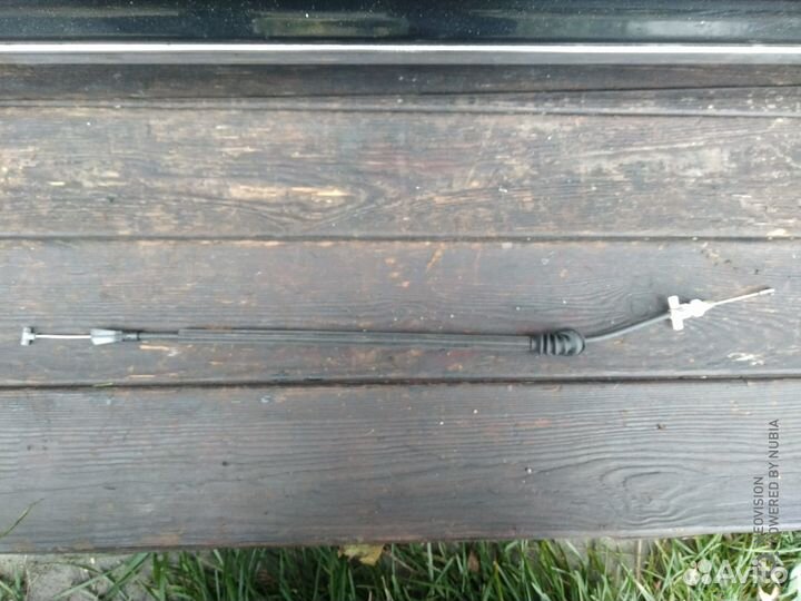 Трос двери передней левой Шкода Суперб 08-13