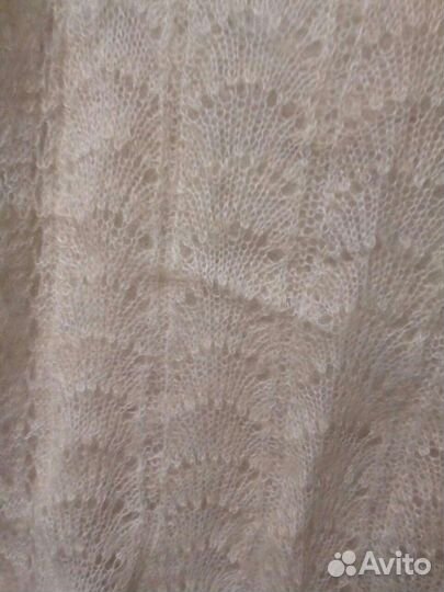 Шаль пуховая ручной работы